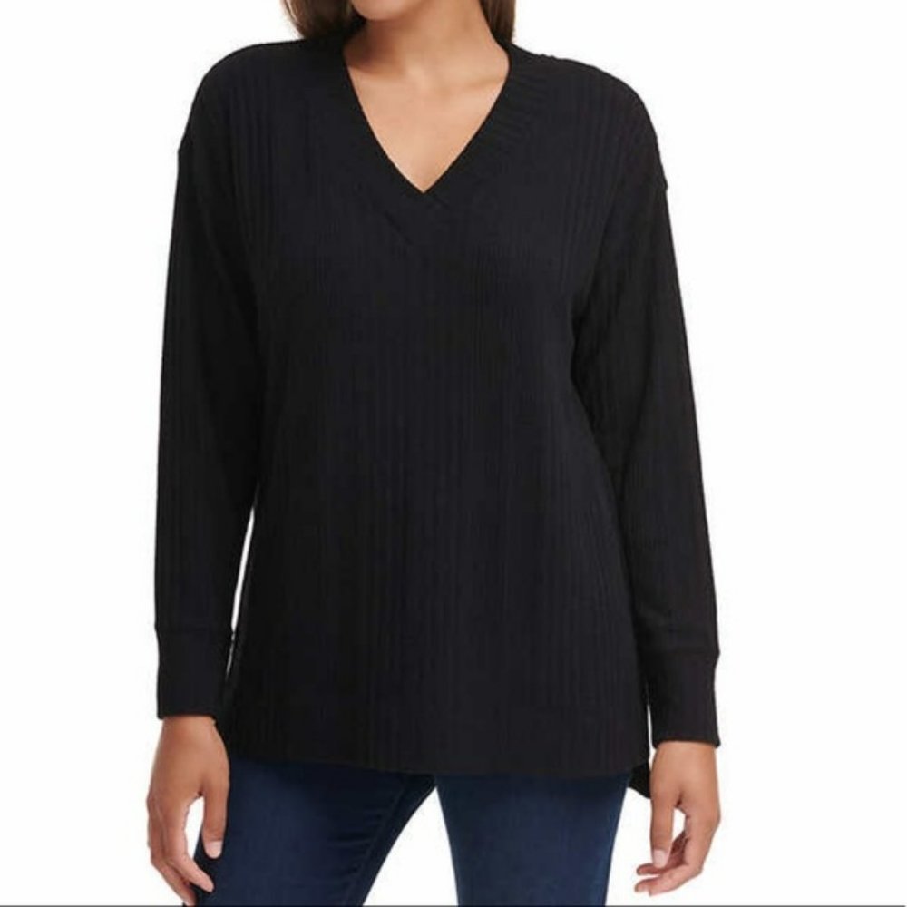 Andrew Marc Ladies’ Ribbed V-Neck Long Sleeve Top Blouse - Black*